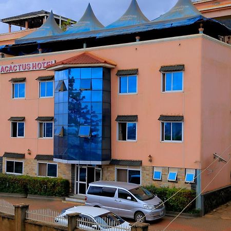 Acactus Hotel Kampala Exterior photo