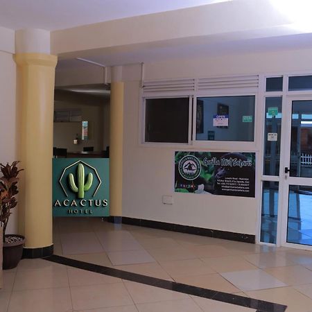 Acactus Hotel Kampala Exterior photo