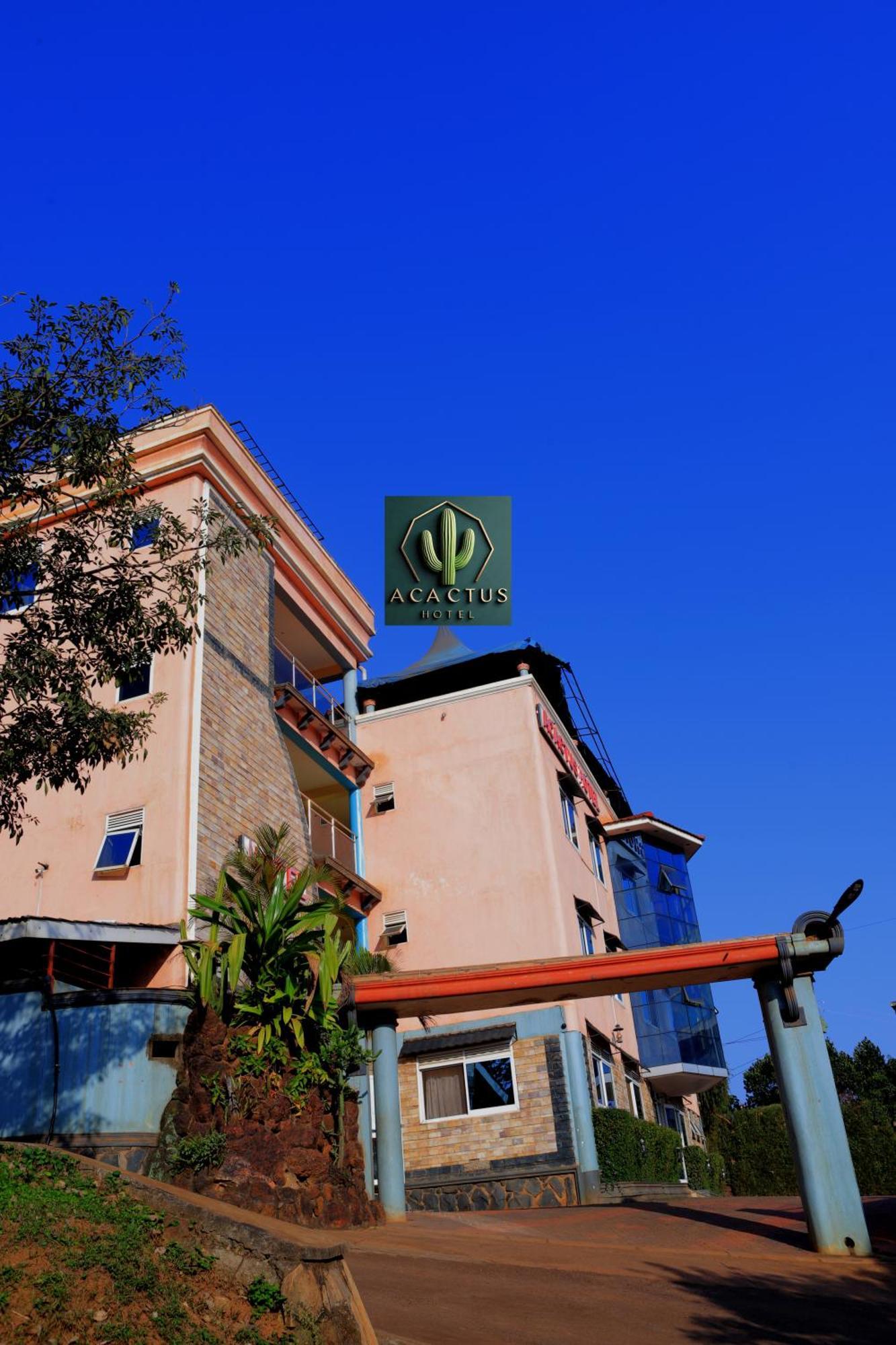 Acactus Hotel Kampala Exterior photo