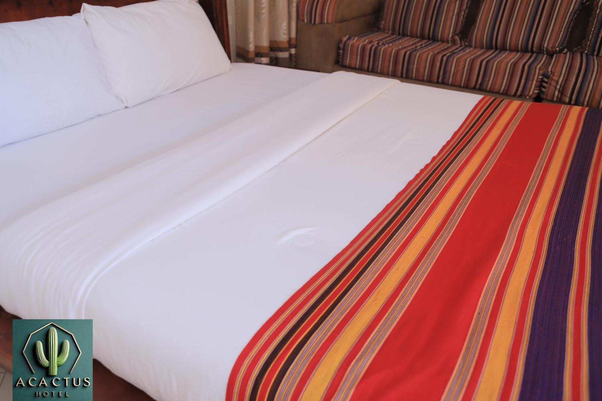 Acactus Hotel Kampala Exterior photo